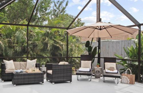 Lotus House - Relaxation - close to Beaches - Heated Pool - Foto 2