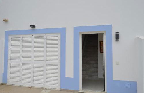 Moradia V2 nova e próximo da praia - Foto 22