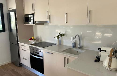 Gandia Playa Moderna - nuevo con piscina y parking, 2 banos, playa 300 m, grau 300 m - Photo 10