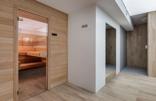 Little Laguna Apartments by Renters - Photo 17