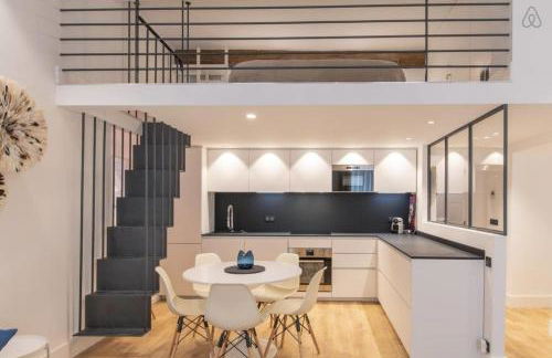 COURS SALEYA Renovated 3 Bedrooms 1 min to Beach Air Conditioning - Foto 6