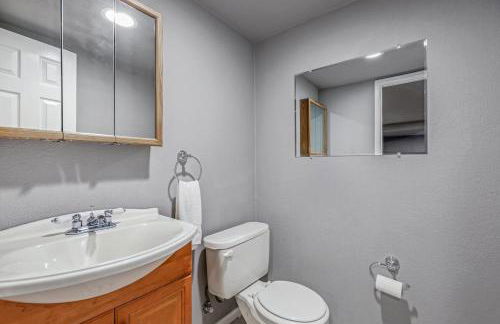 Modern Family Haven Fenced Yrd GrillFirepit - Foto 29