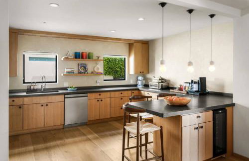 NEW! High-End Spanish Duplex | Luxury 3BR - Foto 27