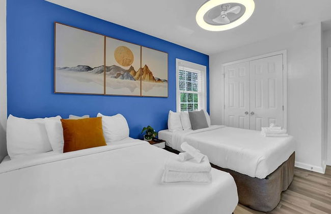 Lrg 5BR 5BA Home w 10 Beds Pool Hottb Gamerm2 - Foto 4