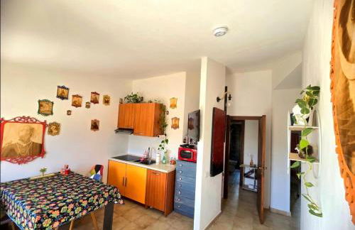 Stylish Home With Views, 4 min Walk to the Beach!! - Foto 15