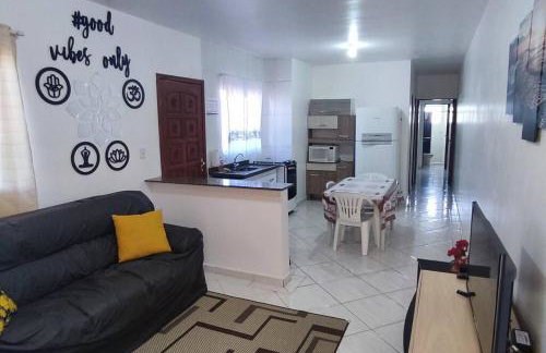 Casa com Piscina Aquecida, Churrasqueira e Wi-fi, lado praia de Itanhaém - Foto 10