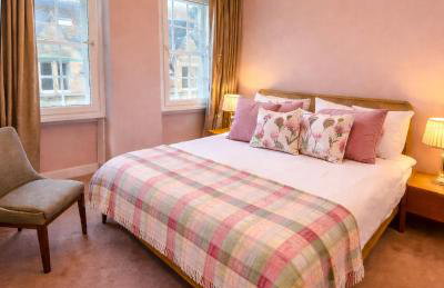 New Royal Mile Residence Spacious Quiet Comfortable Flat with Balcony & Great Views Top Floor No Lift - Foto 5