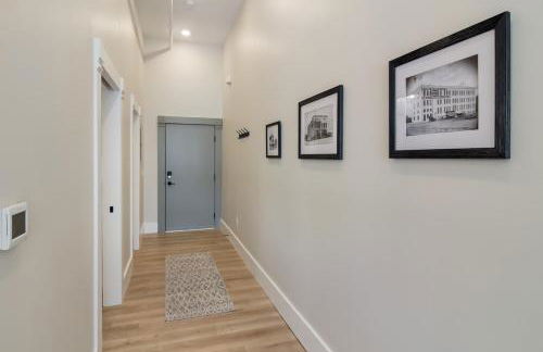 Golden Lofts Unit 1 Downtown Traverse City 1BD 1BA - Foto 5