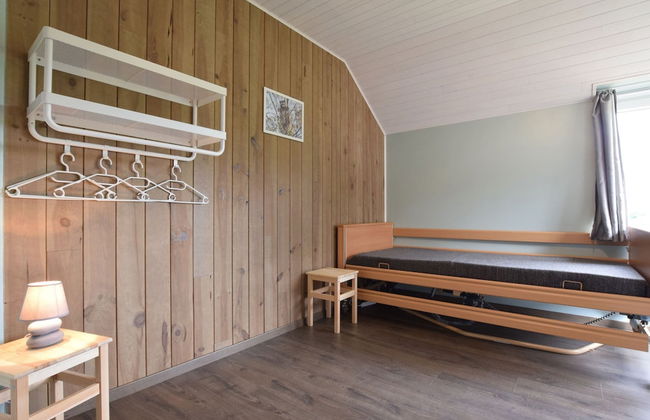 Superb Villa With a Large Garden - Photo 8