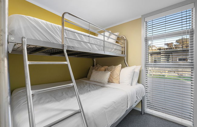 Tasman Holiday Parks – Waihi Beach - Foto 61