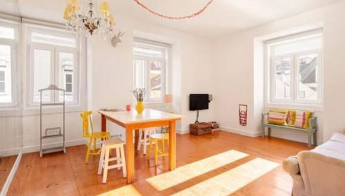 JOIVY Chic 2BR Apt in Bairro Alto, 2mins to São Pedro de Alcântara viewpoint - Foto 2