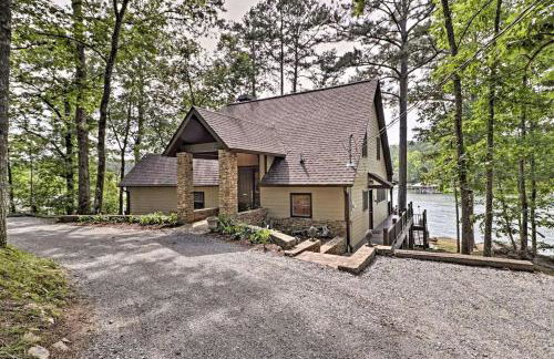 Delightful Waterfront Cabin Rental Overlooking Lake Martin, Elmore County, Alabama - Foto 1