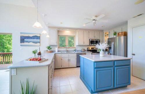 Modern Mountain Retreat~120ac~ Pond~Boat~Trails~FP - Foto 5