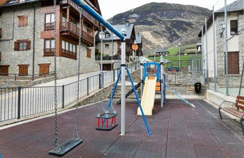 Gessa Luxury Apartments - parking y guardaski en Vall de Ruda - Foto 29