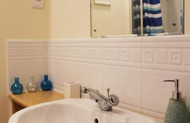 Glover Apartment - Photo 24