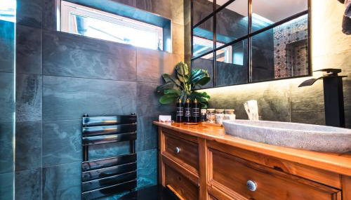 Hot Tube&Private Driveway&11 Guests Family&Contractors Bedford - Foto 5