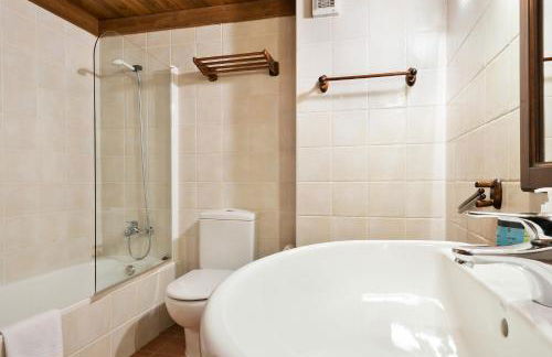 Baqueira Apartamentos Cota 1700 a pie de pistas - Foto 38