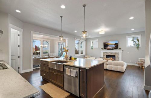 Luxury Home, 5BR, 4BT, Near Portland DT, Game Room, Nature Trails - Foto 24