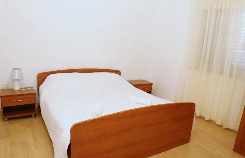 Apartments Tonia br. 1 - Photo 7