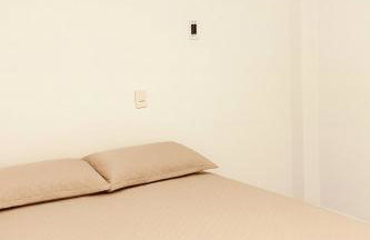 Apartamento em zona nobre com três quartos, sendo um suíte - Foto 8