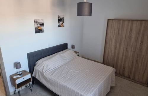 Casa amplia, piscina privada, 4 dormitorios y playa cercana - Foto 25