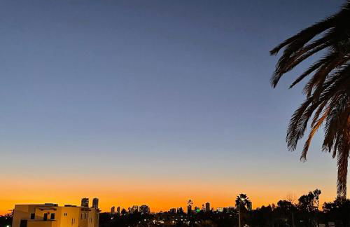 Bright & Quiet 1-Bed Condo with Balcony - Foto 6