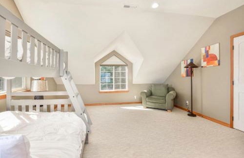 Moosewood Haven - Ideal Lakeside Retreat - Foto 21