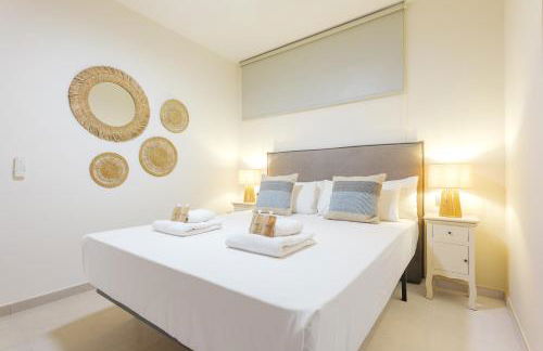 Oceanview Apartment with Balcony - Foto 17