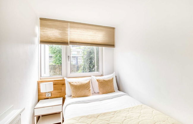 Homely 4 Bedroom House in Brixton - Foto 3