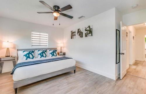 Friendly Fox Luxury Pool & Spa - Near DT & Beach home - Foto 31