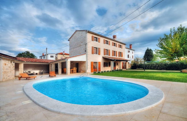 Holiday Home in Golas With Private Pool - Foto 37