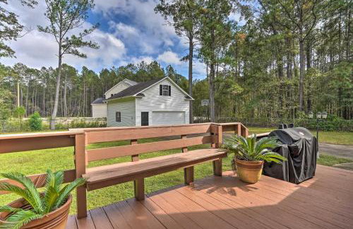 Pet-Friendly Suburban Escape with Deck and Grill! - Foto 24