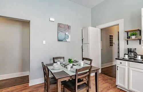 Mins from Downtown & Dining, Dauphin Darling 2 - Photo 3