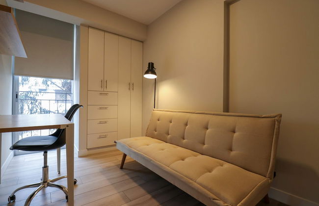 w Charming 2BR w Balcony in Miraflores - Photo 14