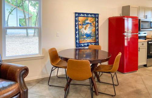 Peekaboo Water Views Lake O the Cherokees Cabin - Foto 9