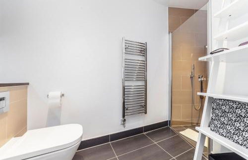 Chic Sun-Filled 1 BDR Apt with Private Terrace - Foto 19