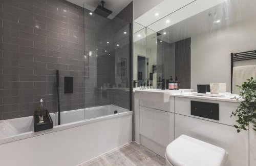 Stunning Premium 2 Bed Flat with Great Views - Rooftop on Top Floor - Foto 13