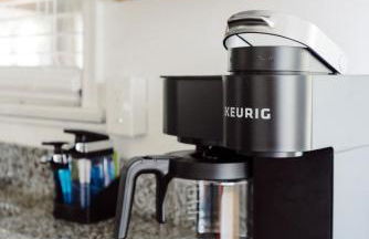 Family Friendly 3BR with Sunroom and Outdoor Area - Foto 15