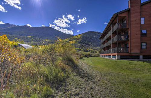 Walk to Main St Frisco Condo with Community Pool! - Foto 1