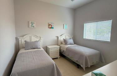 Villa Sunshine Elegant and Modern 4BR Pool House - Foto 22