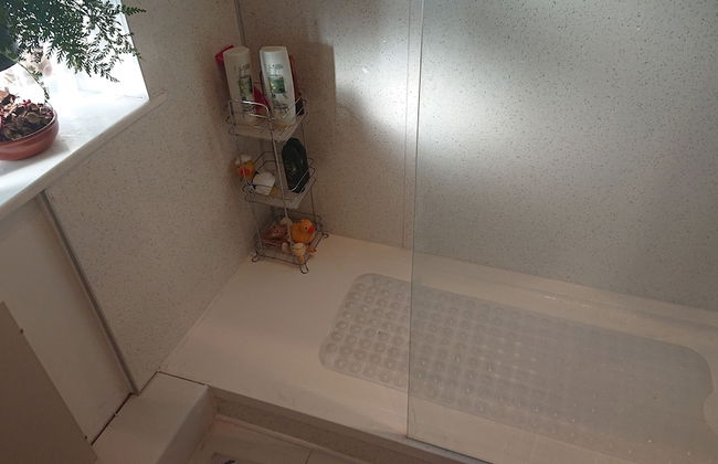 Charming 17th Century 2-bed Cottage in Medmenham - Foto 24