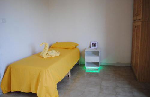 Casa Amarilla Sacra Famiglia Padova - Photo 23