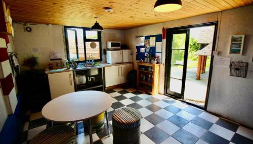 Cozy Hot Tent with Log Burner & Hot Tub Left Tent - Foto 5