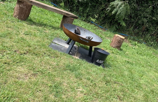 Tregantle Farm Eco Glampsite Super Safari Cabin - Foto 27