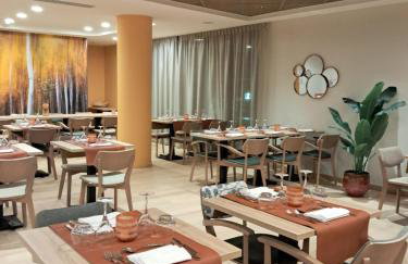 Les Belles Lettres - centre ville face à la Gare - 20 mn de Paris St Lazare - Foto 13