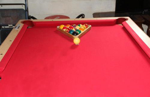 Beautiful, Cozy Stay in Oak Park, Queen Bedroom, Work Setup & Backyard Grill - Foto 16