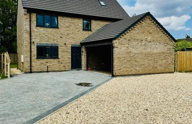 5-Bedroom Cottage, New Waltham, Grimsby - Foto 1