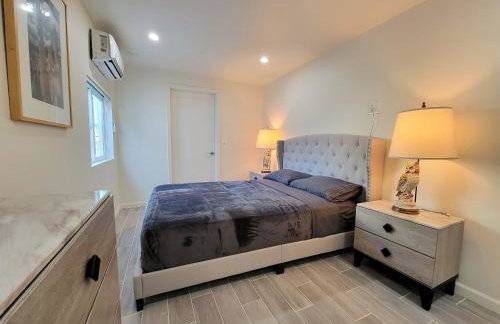 Modern 2BR Guest Suite w En-Suite Bathrooms 10 min to Rodeo Drive Near Kaiser and Cedars hospitals - Foto 52