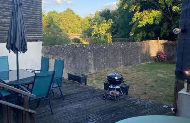 Charmante maison en pierre, avec terrasse et jardin privé - Photo 2