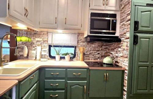 1 Large Bedroom Outdoor Patio - Photo 47